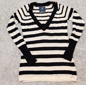 Vintage American Eagle Sweater Women L Black Stripes Pullover Knit